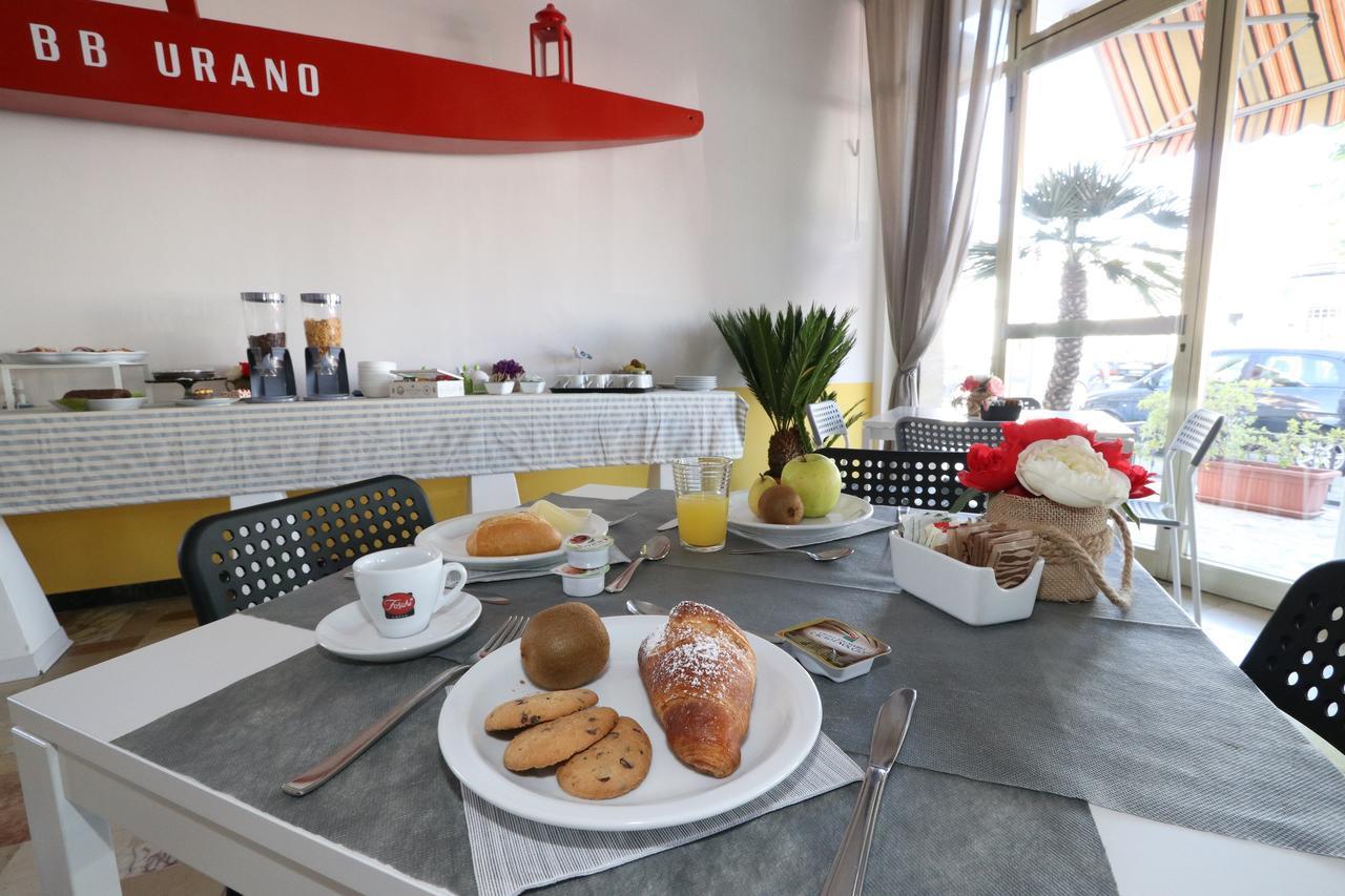 Hotel Urano Cattolica Esterno foto