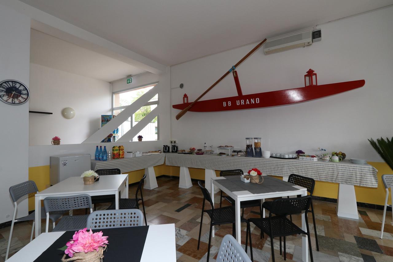 Hotel Urano Cattolica Esterno foto