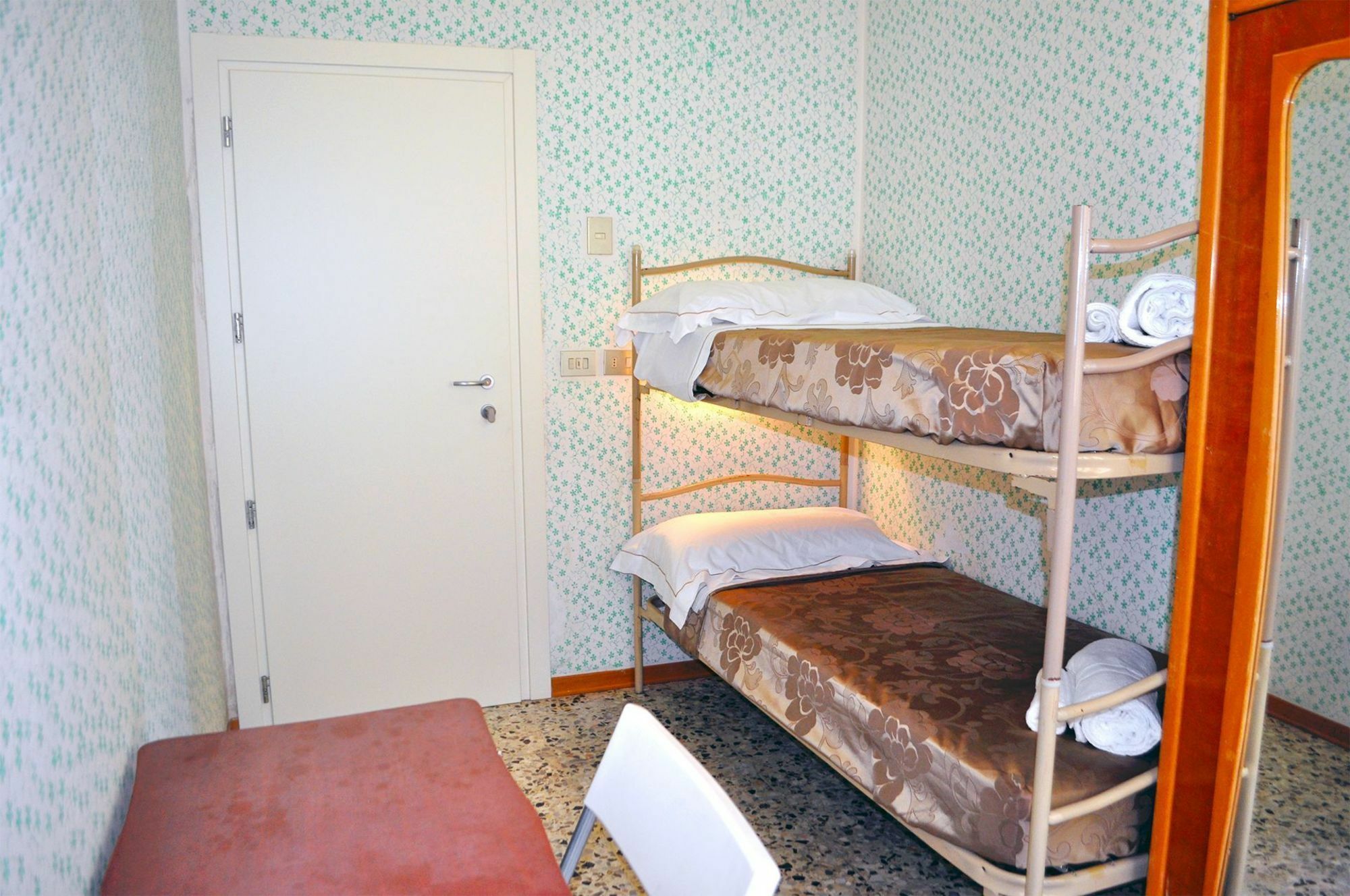 Hotel Urano Cattolica Esterno foto