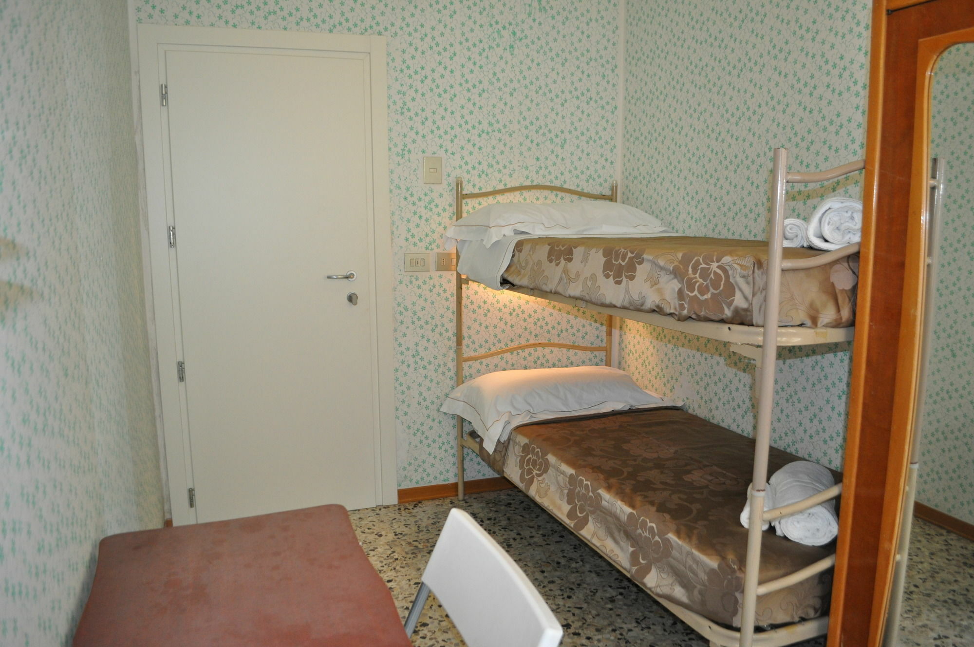 Hotel Urano Cattolica Esterno foto